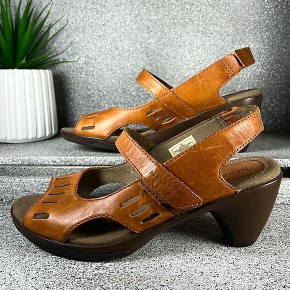 Merrell Evera Chase Sandals Heels Shoes Leather Size 7 - Picture 1 of 7